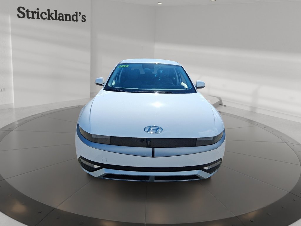 2024 Hyundai IONIQ 5 PREFERRED AWD in Stratford, Ontario - 2 - w1024h768px