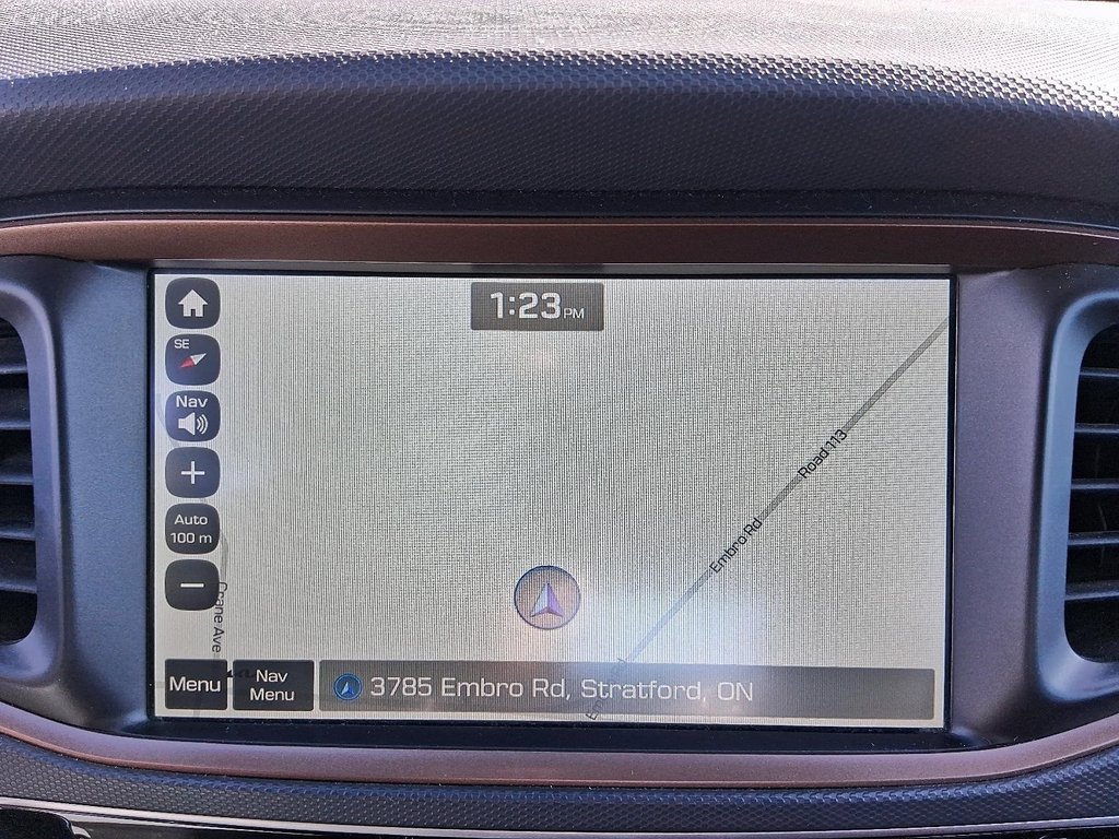 2017 Hyundai IONIQ Electric SE in Stratford, Ontario - 18 - w1024h768px