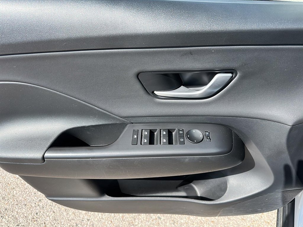 2024 Hyundai Kona PREFERRED AWD SUV in Stratford, Ontario - 10 - w1024h768px