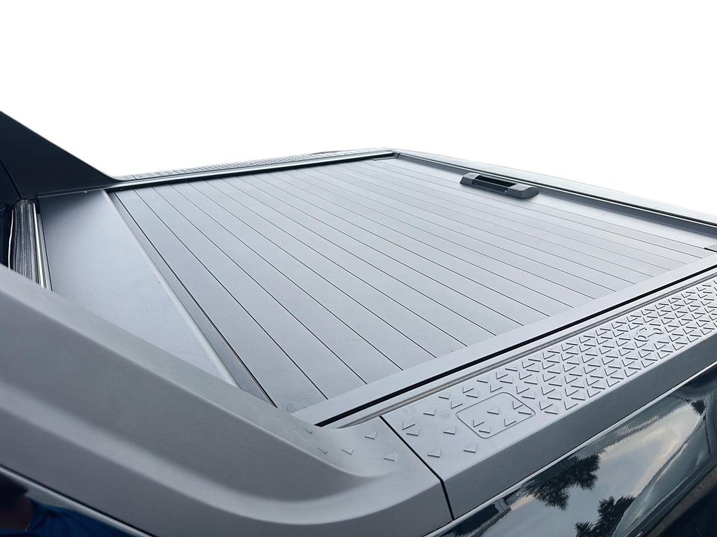 2023 Hyundai Santa Cruz PREFERRED AWD Truck in Stratford, Ontario - 14 - w1024h768px