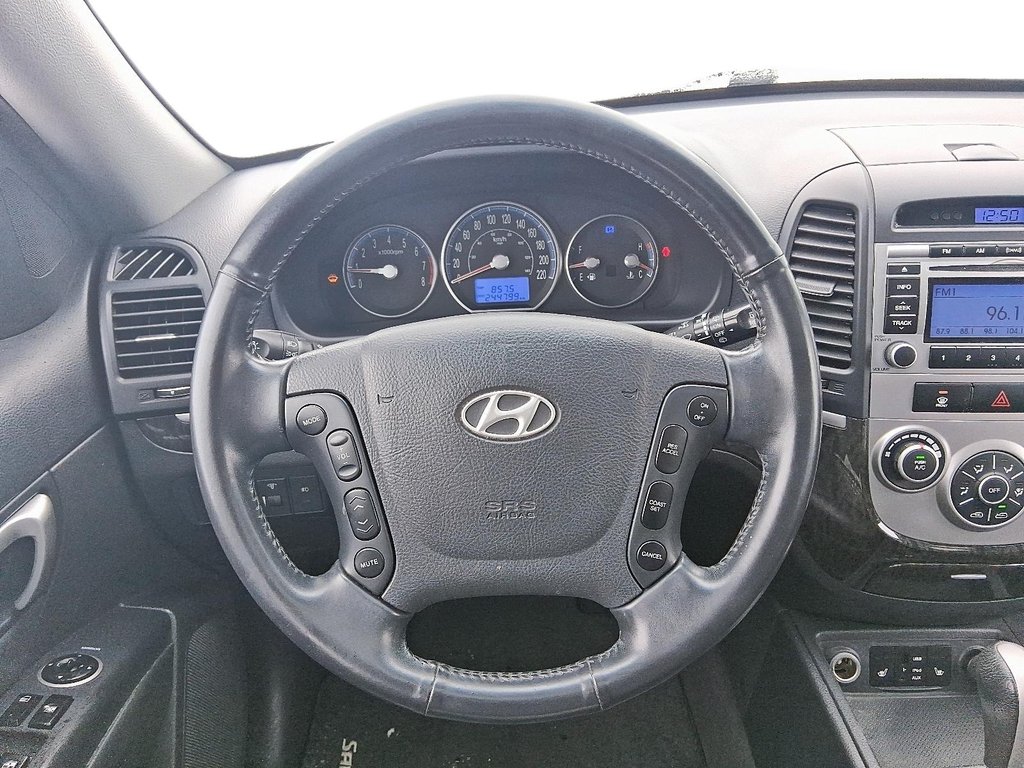 2009 Hyundai Santa Fe GL in Stratford, Ontario - 13 - w1024h768px