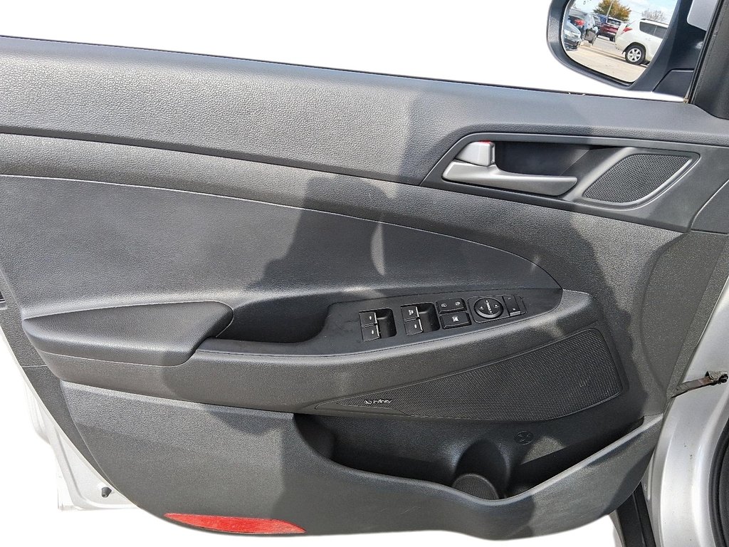 2018 Hyundai Tucson ULITMATE AWD in Stratford, Ontario - 12 - w1024h768px