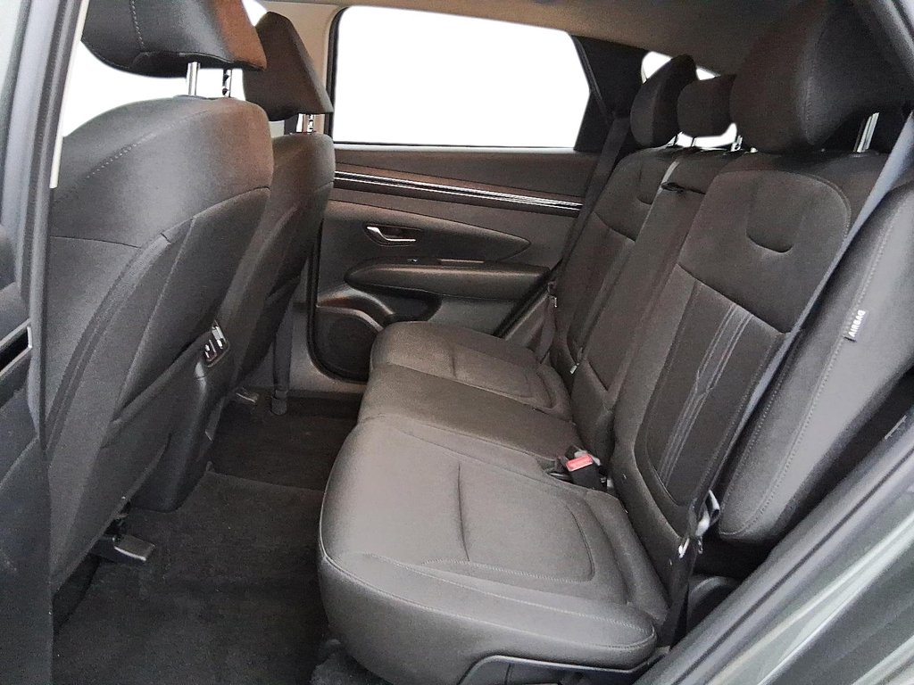 2024 Hyundai Tucson PREFERRED AWD in Stratford, Ontario - 9 - w1024h768px