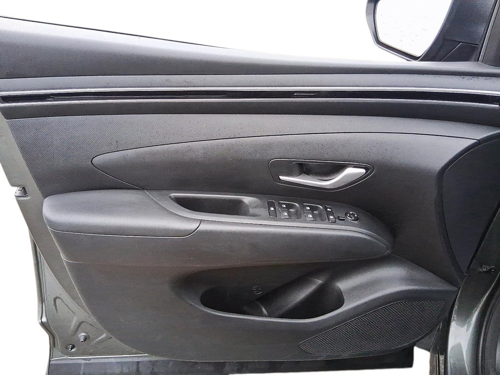 2024 Hyundai Tucson PREFERRED AWD in Stratford, Ontario - 11 - w1024h768px