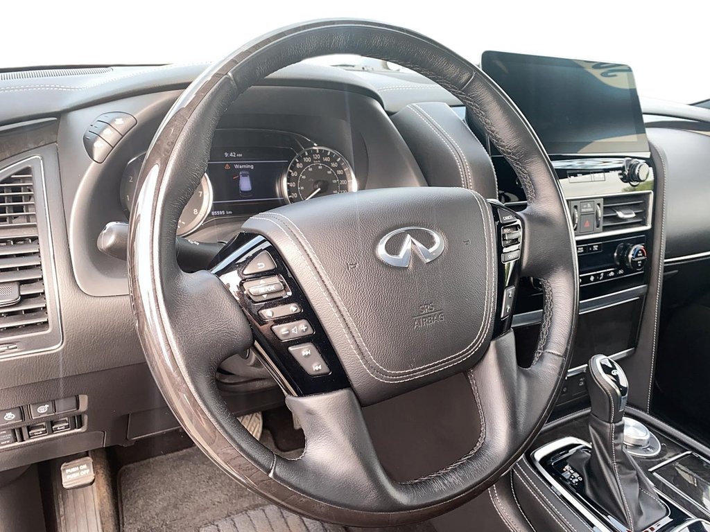 2024 Infiniti QX80 LUXE 8-PASS SUV in Stratford, Ontario - 11 - w1024h768px