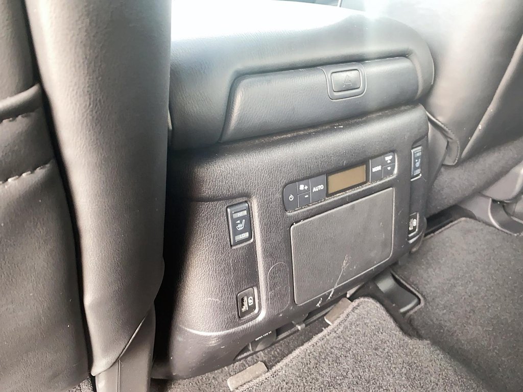 2024 Infiniti QX80 LUXE 8-PASS SUV in Stratford, Ontario - 22 - w1024h768px