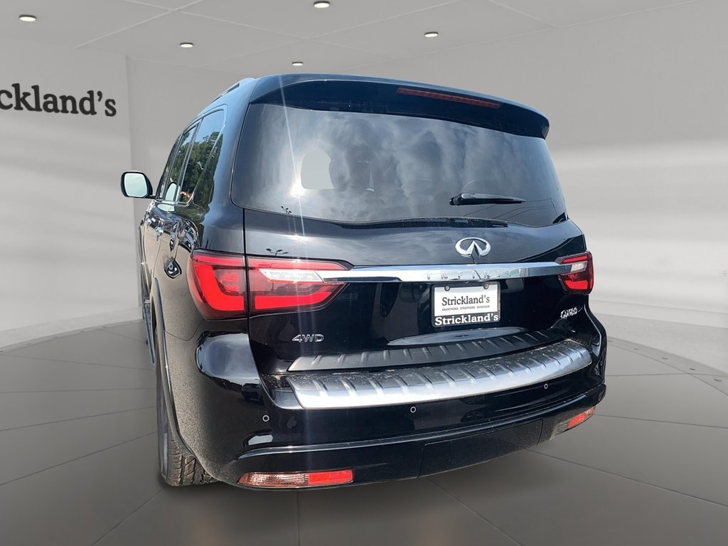 2024 Infiniti QX80 LUXE 8-PASS SUV in Stratford, Ontario - 3 - w1024h768px