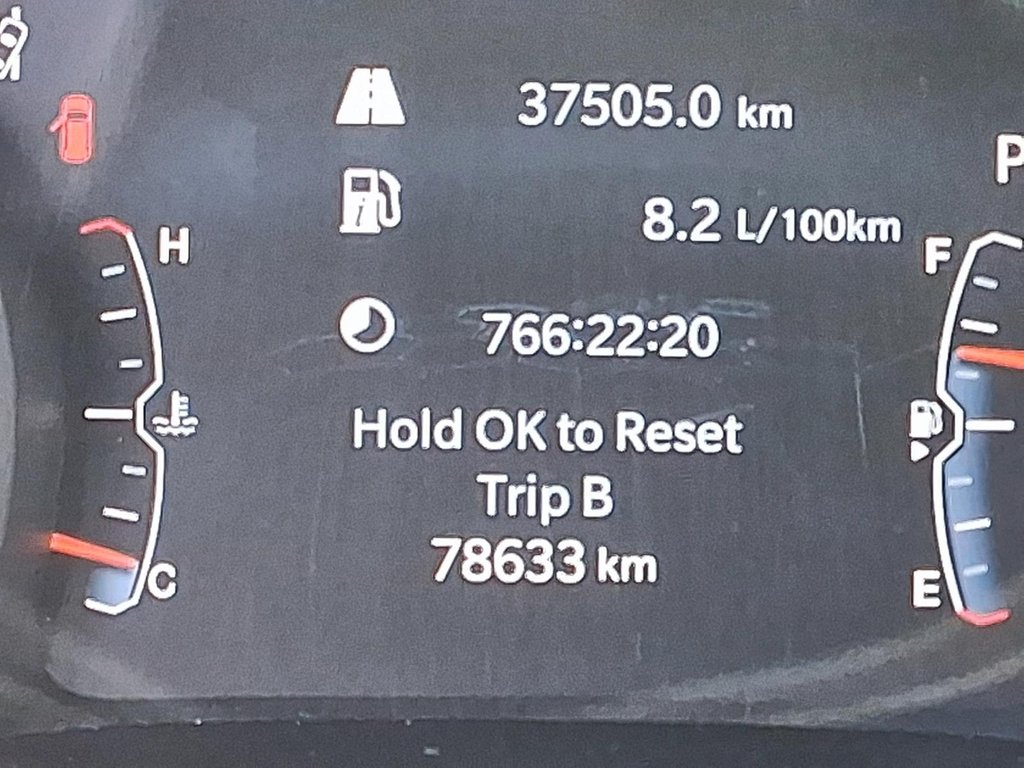 2023 Jeep Compass TRAILHAWK 4X4 in Stratford, Ontario - 13 - w1024h768px