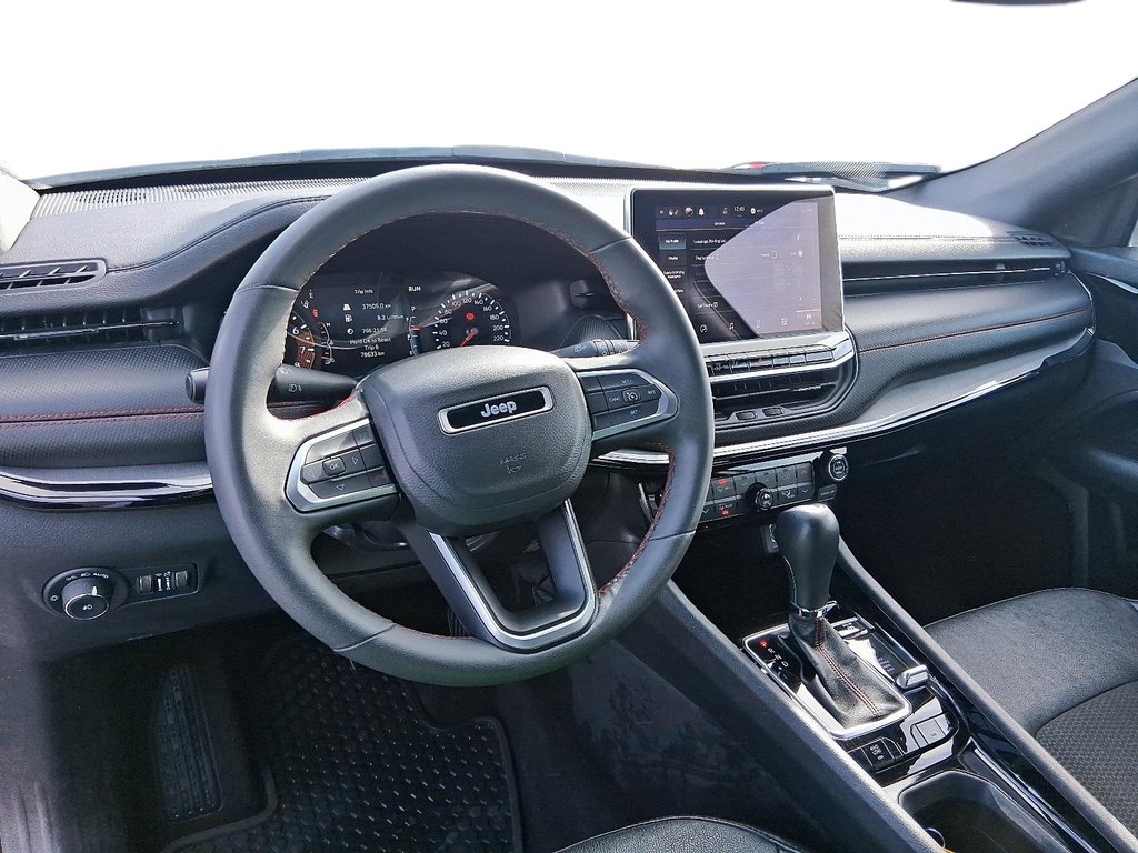 2023 Jeep Compass TRAILHAWK 4X4 in Stratford, Ontario - 10 - w1024h768px