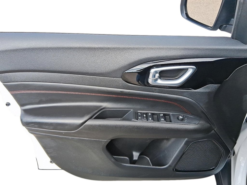 2024 Jeep Compass TRAILHAWK 4X4 in Stratford, Ontario - 11 - w1024h768px