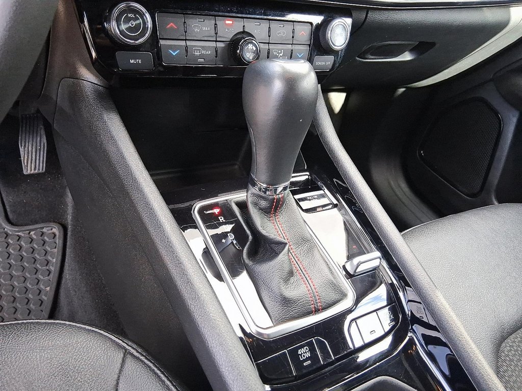 2024 Jeep Compass TRAILHAWK 4X4 in Stratford, Ontario - 16 - w1024h768px