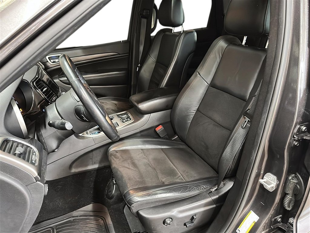 2019 Jeep Grand Cherokee ALTITUDE 4X4 in Stratford, Ontario - 8 - w1024h768px