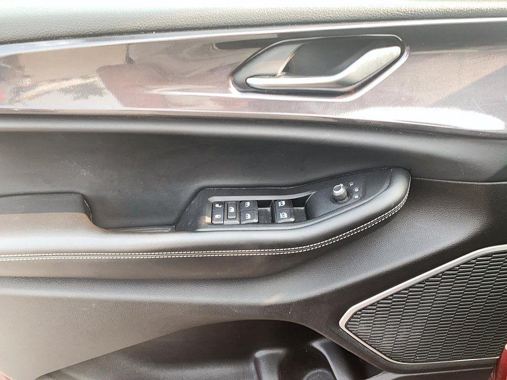 2021 Jeep Grand Cherokee L LAREDO 4X4 SUV in Stratford, Ontario - 10 - w1024h768px