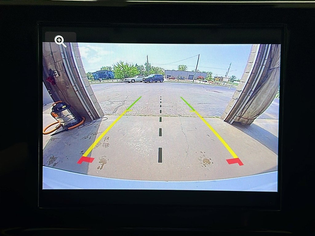 2023 Jeep Grand Cherokee LAREDO 4X4 SUV in Stratford, Ontario - 16 - w1024h768px