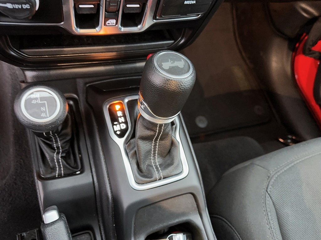 2023 Jeep Wrangler SAHARA SUV in Stratford, Ontario - 14 - w1024h768px