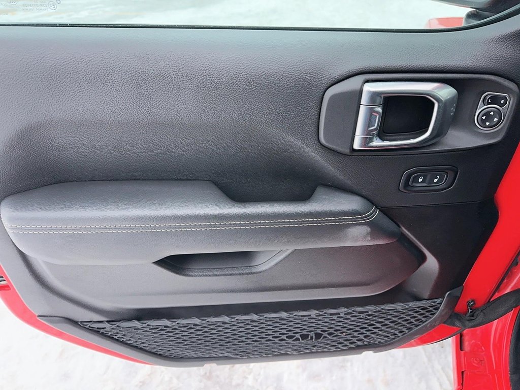 2023 Jeep Wrangler SAHARA SUV in Stratford, Ontario - 10 - w1024h768px