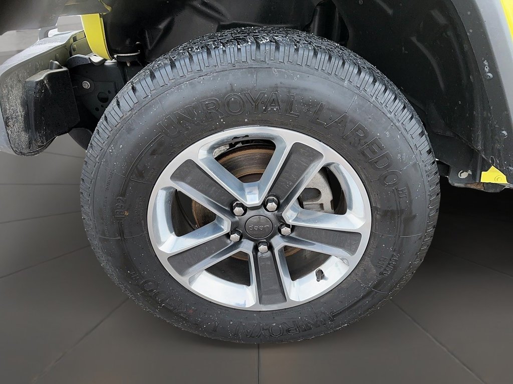 2023 Jeep Wrangler SAHARA SUV in Stratford, Ontario - 7 - w1024h768px