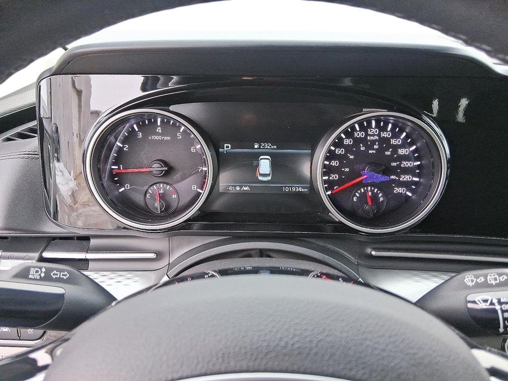 2024 Kia Carnival LX+ in Stratford, Ontario - 16 - w1024h768px