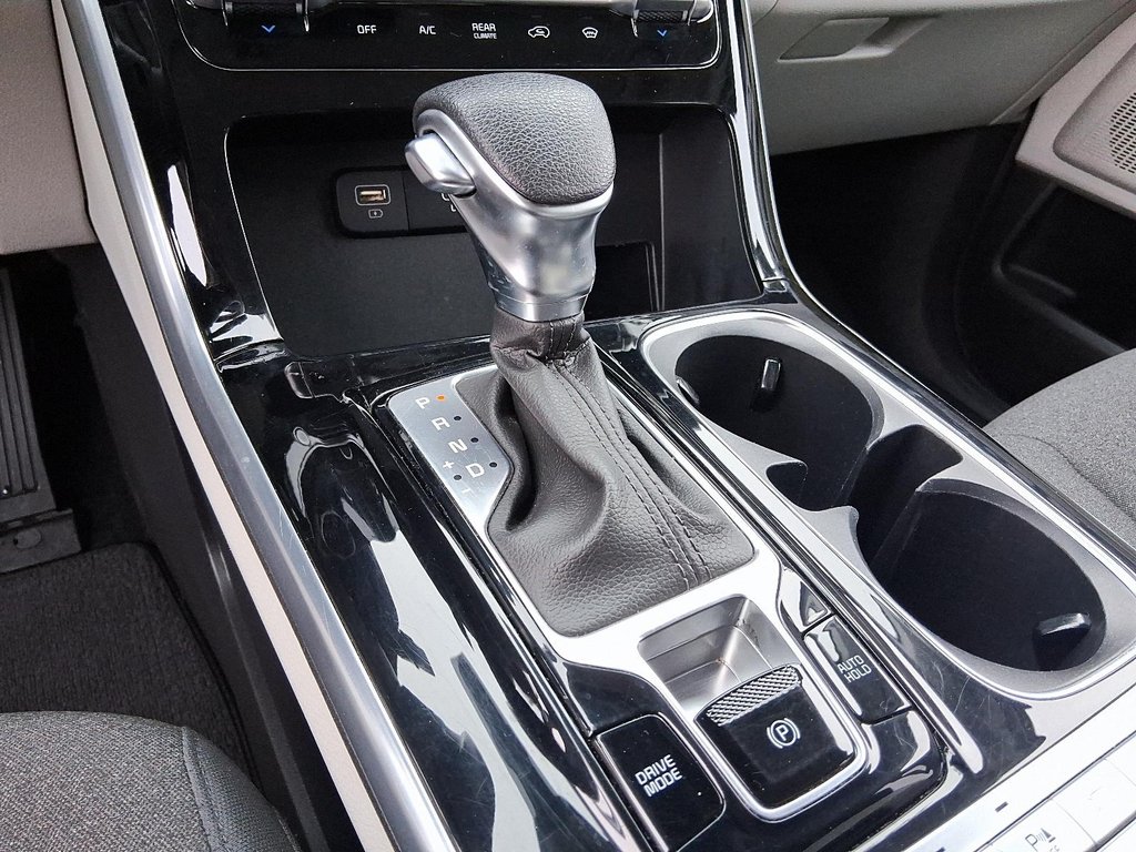 2024 Kia Carnival LX+ in Stratford, Ontario - 18 - w1024h768px