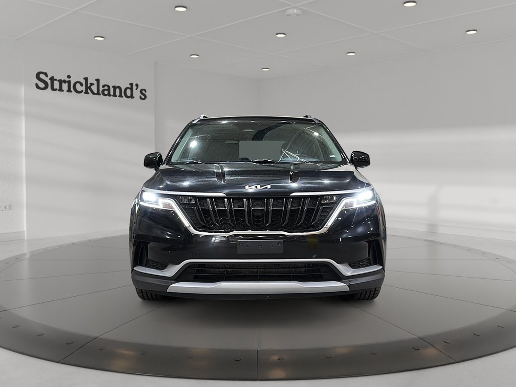 2024 Kia Carnival LX+ in Stratford, Ontario - 2 - w1024h768px