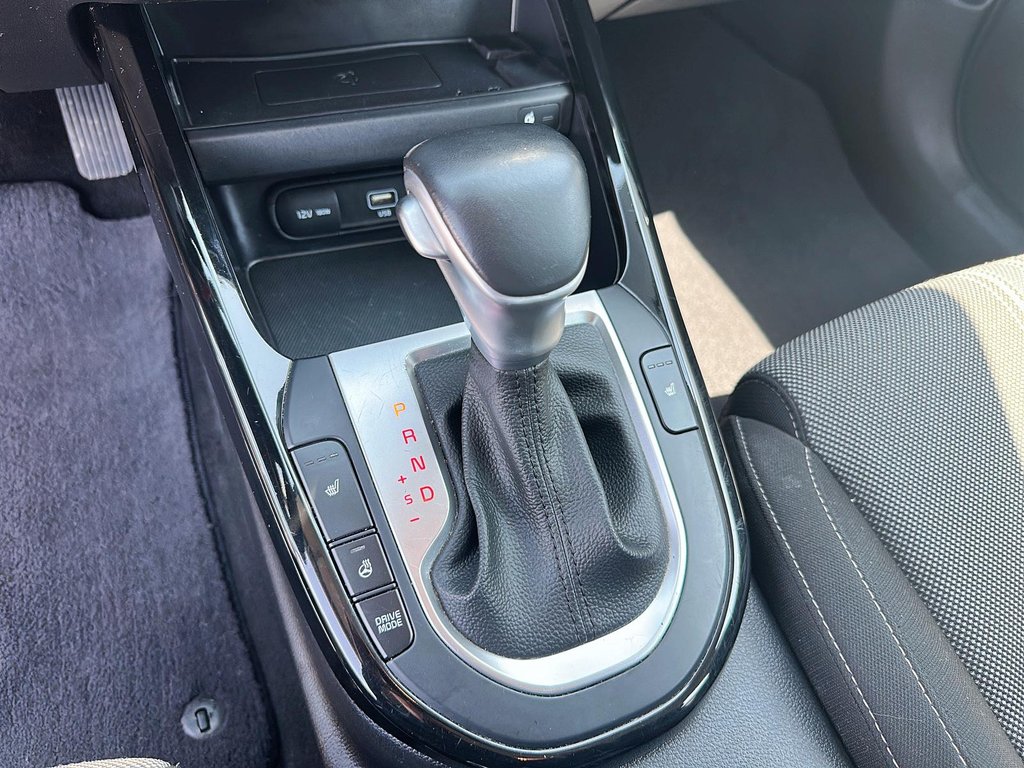 2022 Kia Forte EX Sedan in Stratford, Ontario - 14 - w1024h768px