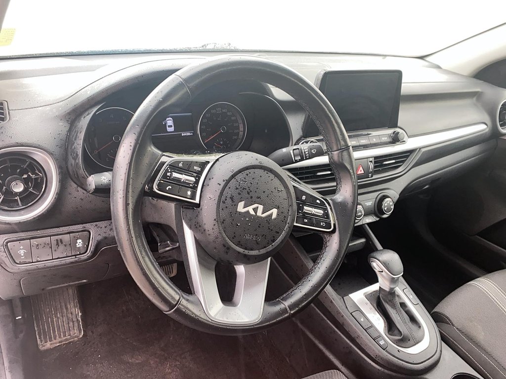 2022 Kia Forte LX Sedan in Stratford, Ontario - 7 - w1024h768px