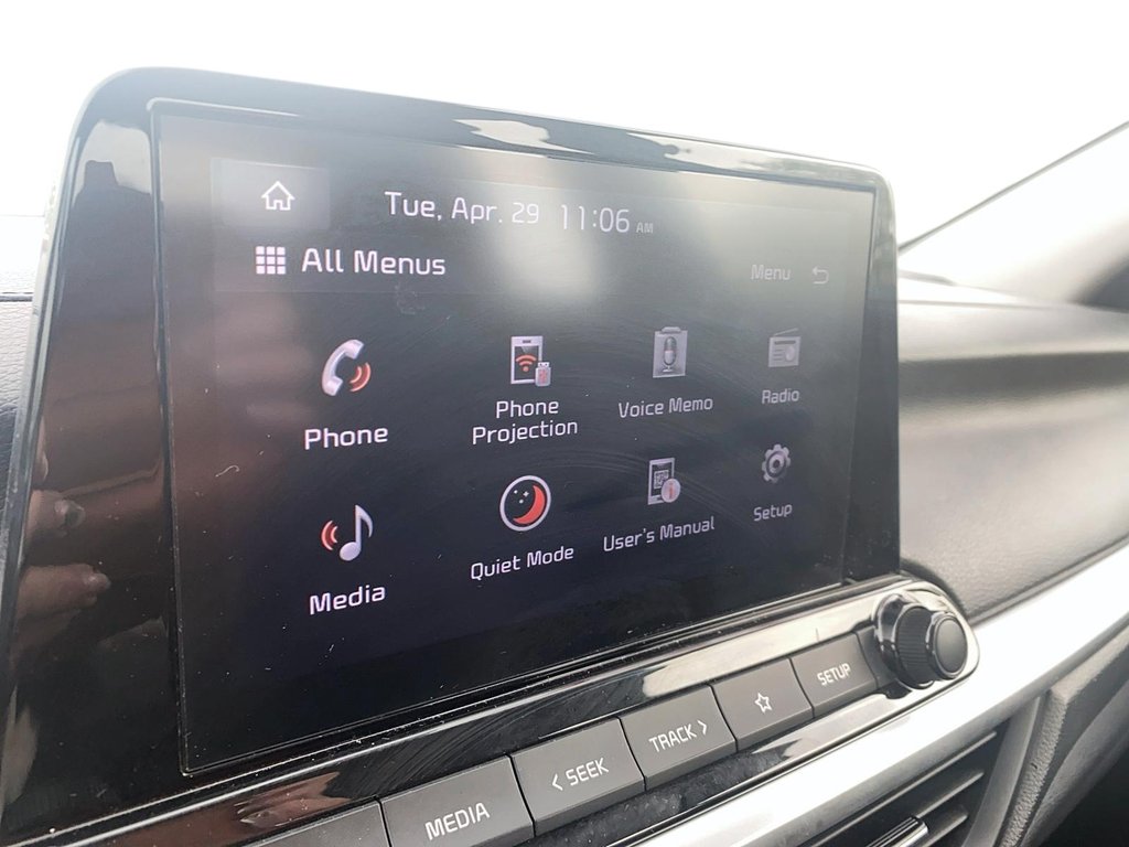 2022 Kia Forte LX Sedan in Stratford, Ontario - 15 - w1024h768px