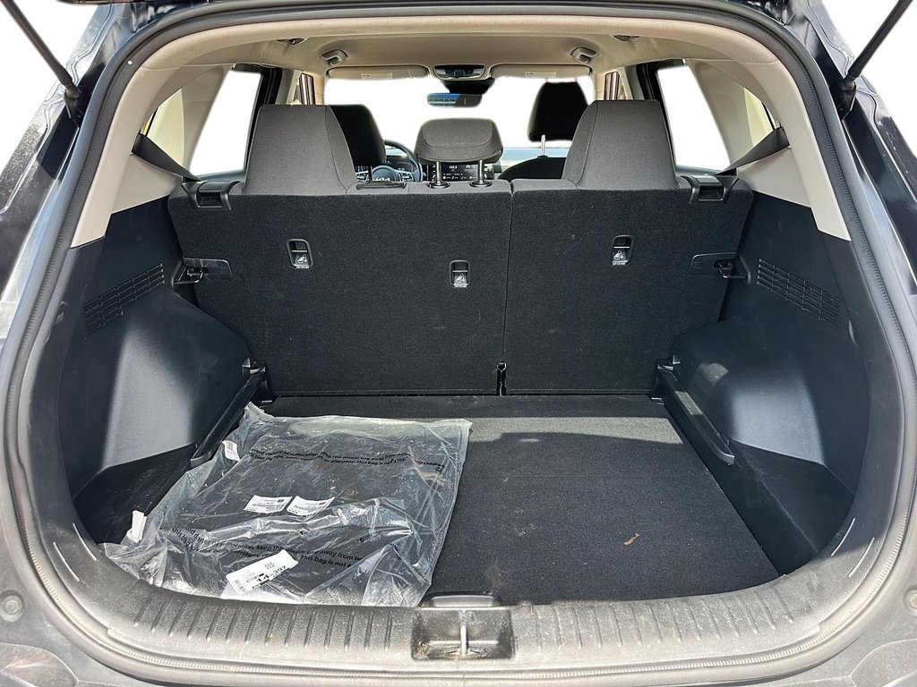 2025 Kia Seltos LX AWD SUV in Stratford, Ontario - 6 - w1024h768px