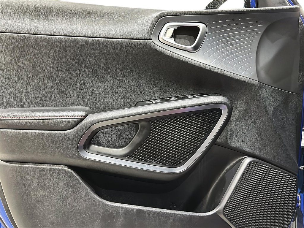 2020 Kia Soul EX IVT in Stratford, Ontario - 10 - w1024h768px