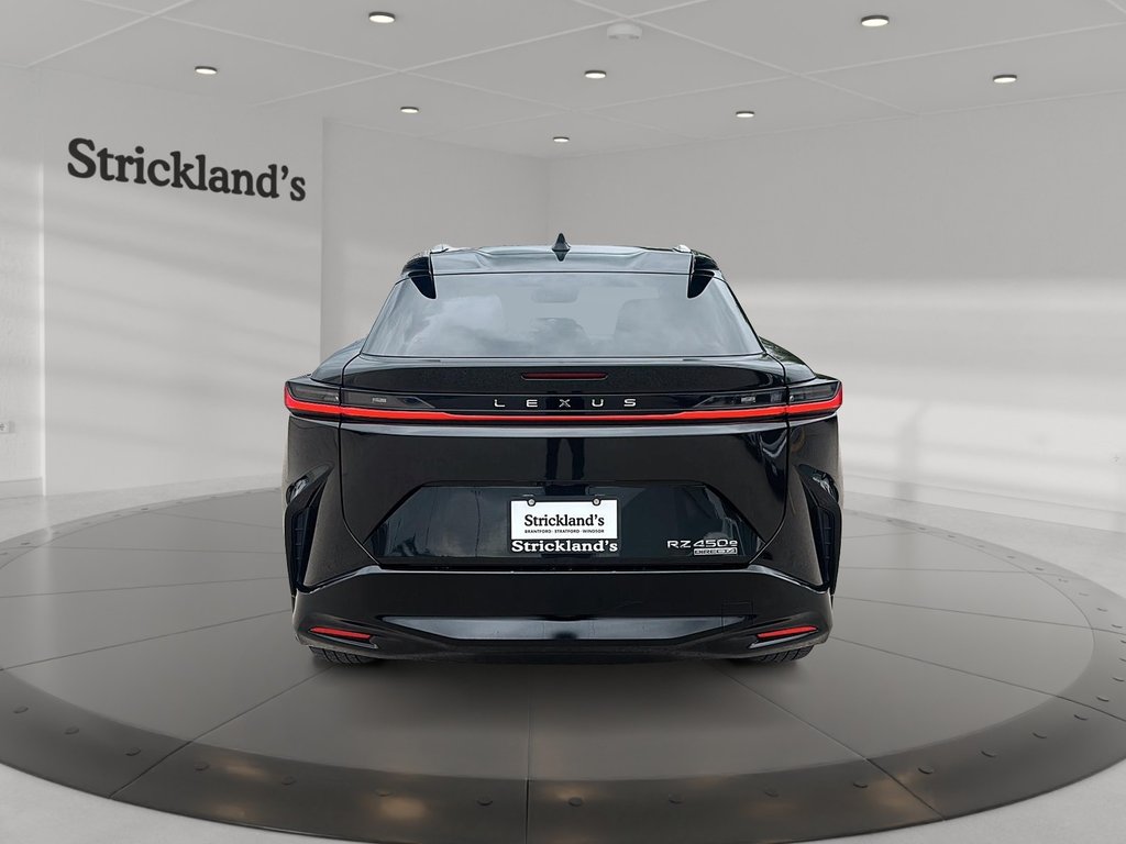 2023 Lexus RZ 450e in Stratford, Ontario - 3 - w1024h768px