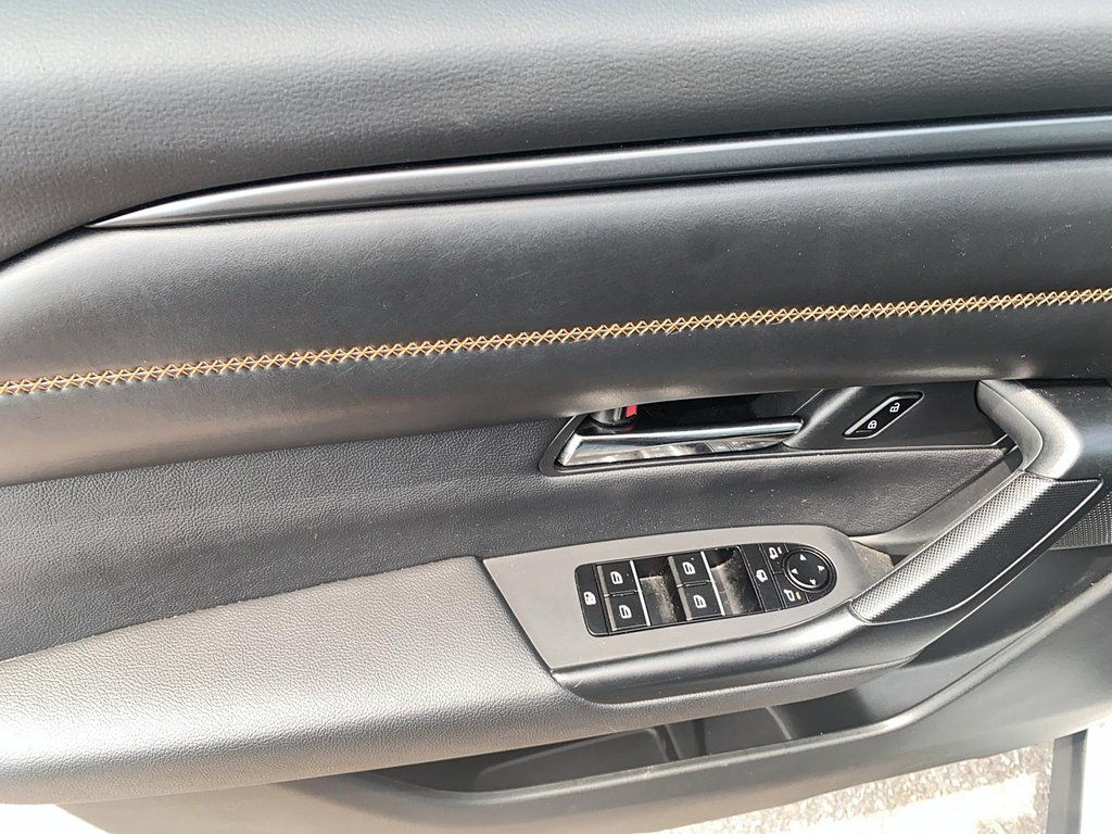 2024 Mazda CX-50 GT AWD SUV in Stratford, Ontario - 10 - w1024h768px