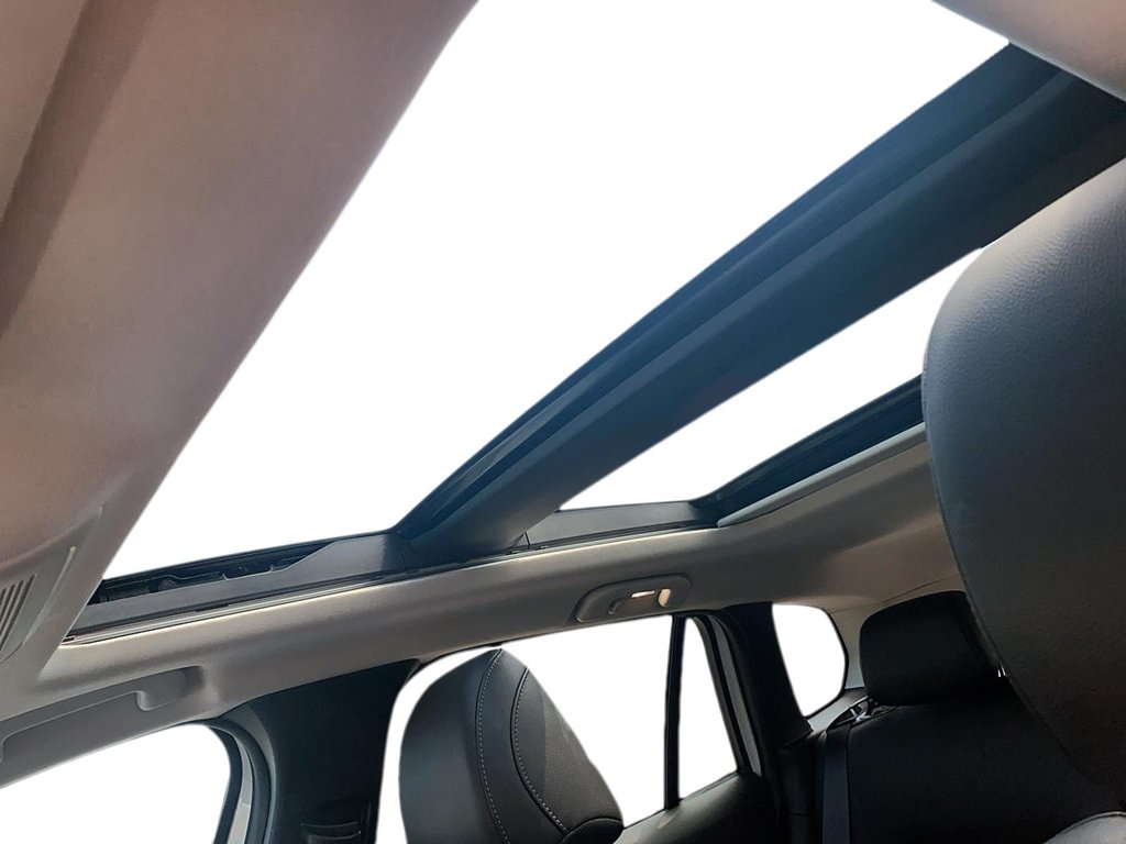 2024 Mazda CX-50 GT AWD SUV in Stratford, Ontario - 16 - w1024h768px