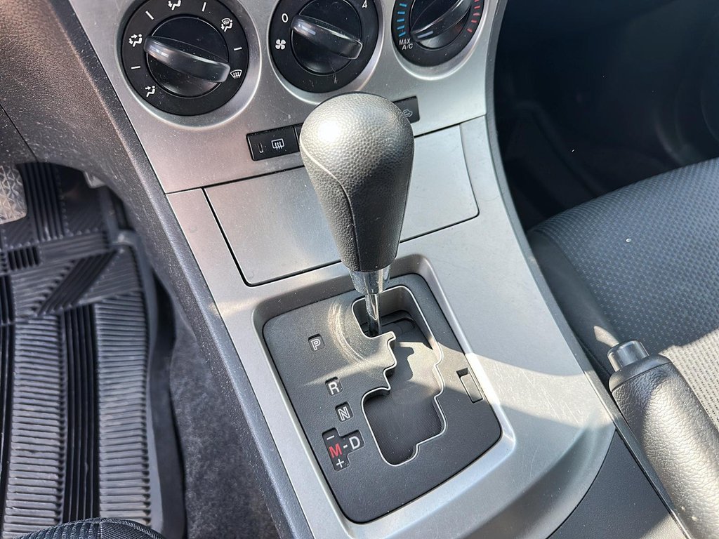 2011 Mazda 3 GX Sedan in Stratford, Ontario - 13 - w1024h768px
