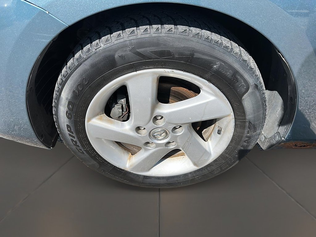 2011 Mazda 3 GX Sedan in Stratford, Ontario - 6 - w1024h768px