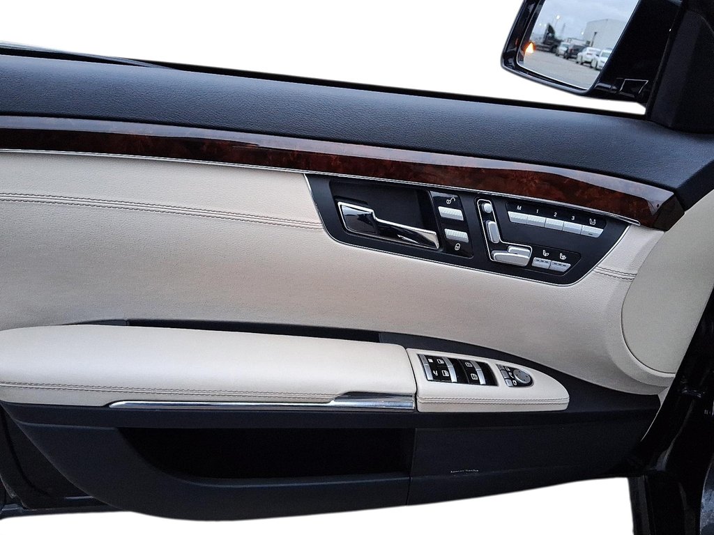 2013 Mercedes-Benz S 550 4MATIC SEDAN in Stratford, Ontario - 13 - w1024h768px