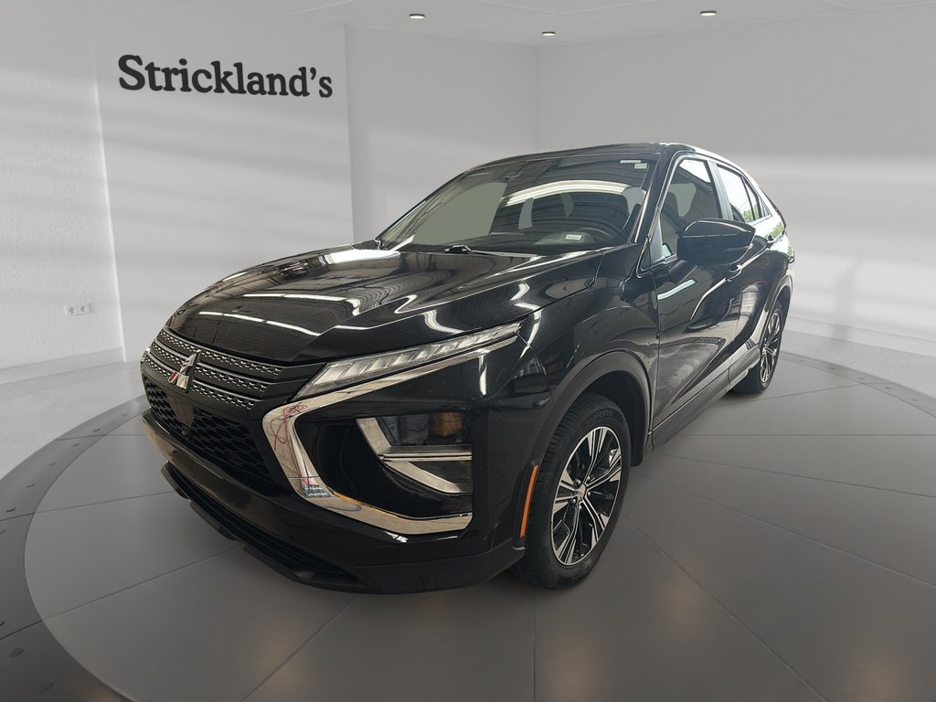 2022 Mitsubishi Eclipse Cross ES AWC SUV in Stratford, Ontario - 1 - w1024h768px