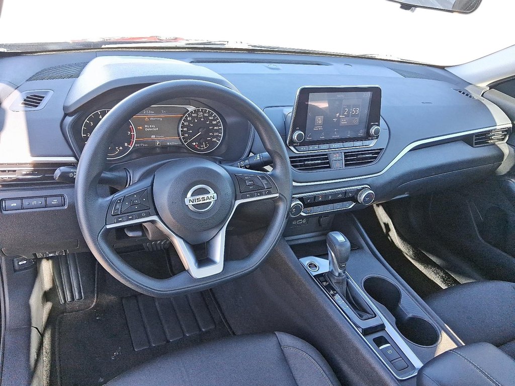 2020 Nissan Altima S CVT in Stratford, Ontario - 9 - w1024h768px