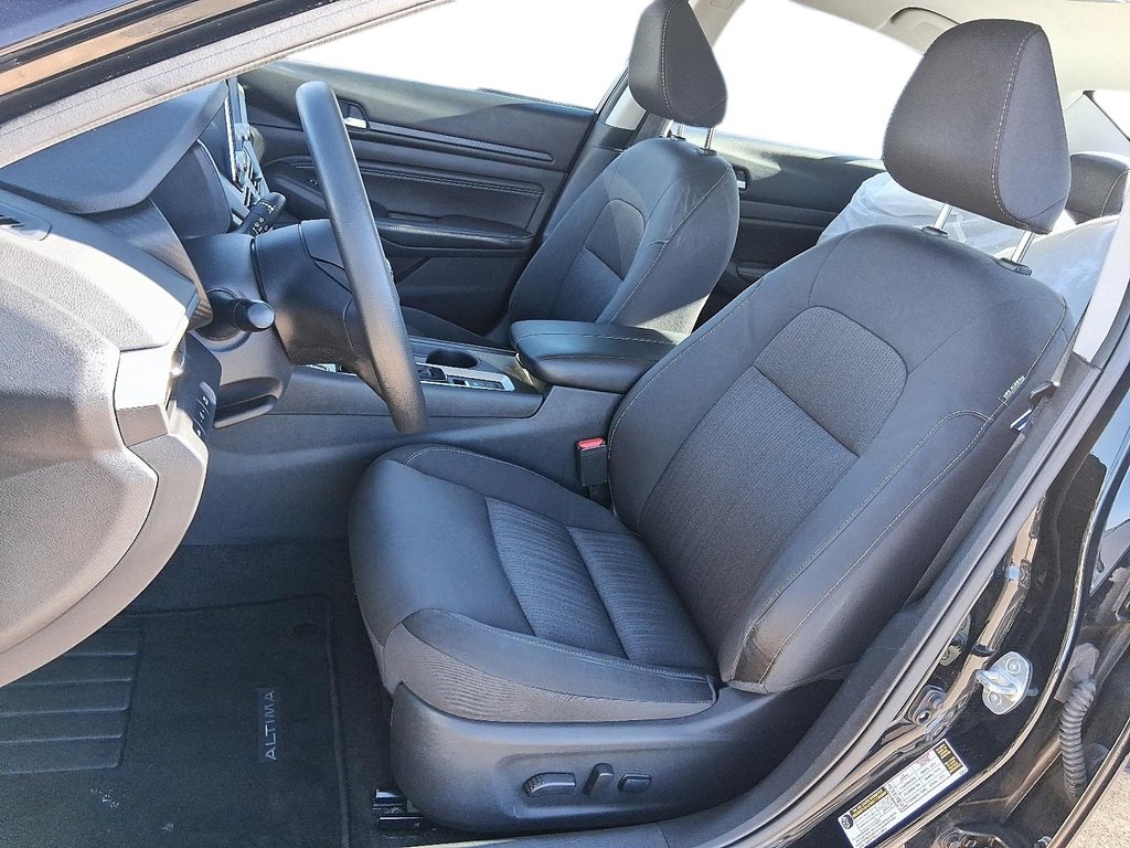 2020 Nissan Altima S CVT in Stratford, Ontario - 8 - w1024h768px