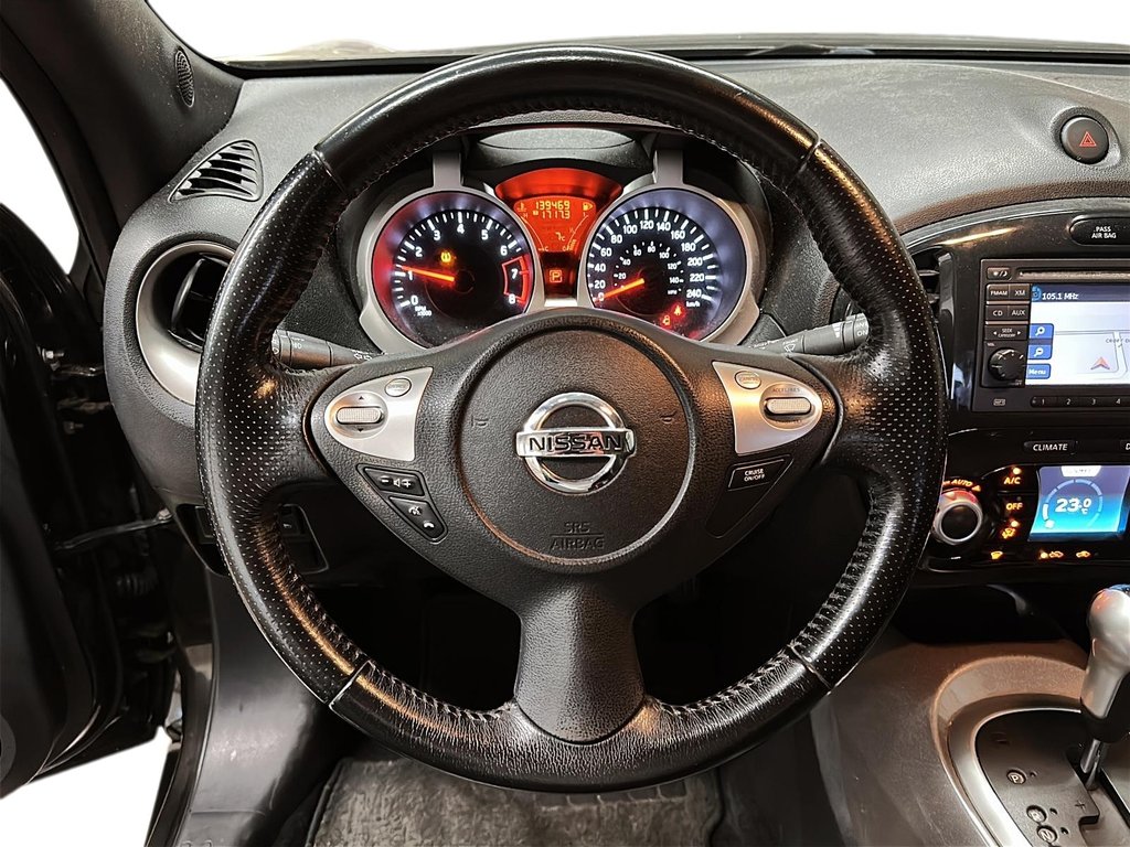2011 Nissan Juke SL in Stratford, Ontario - 11 - w1024h768px