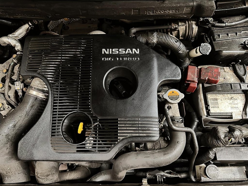 2011 Nissan Juke SL in Stratford, Ontario - 7 - w1024h768px