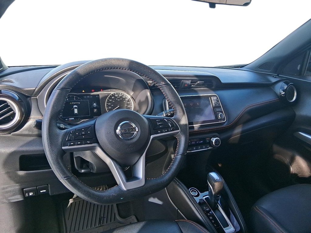 2020 Nissan Kicks SR CVT in Stratford, Ontario - 11 - w1024h768px