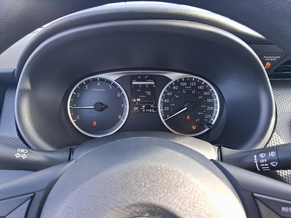 2023 Nissan Kicks S CVT in Stratford, Ontario - 14 - w1024h768px