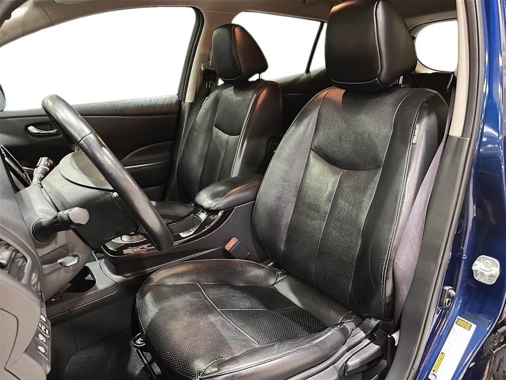 2016 Nissan LEAF SL in Stratford, Ontario - 8 - w1024h768px