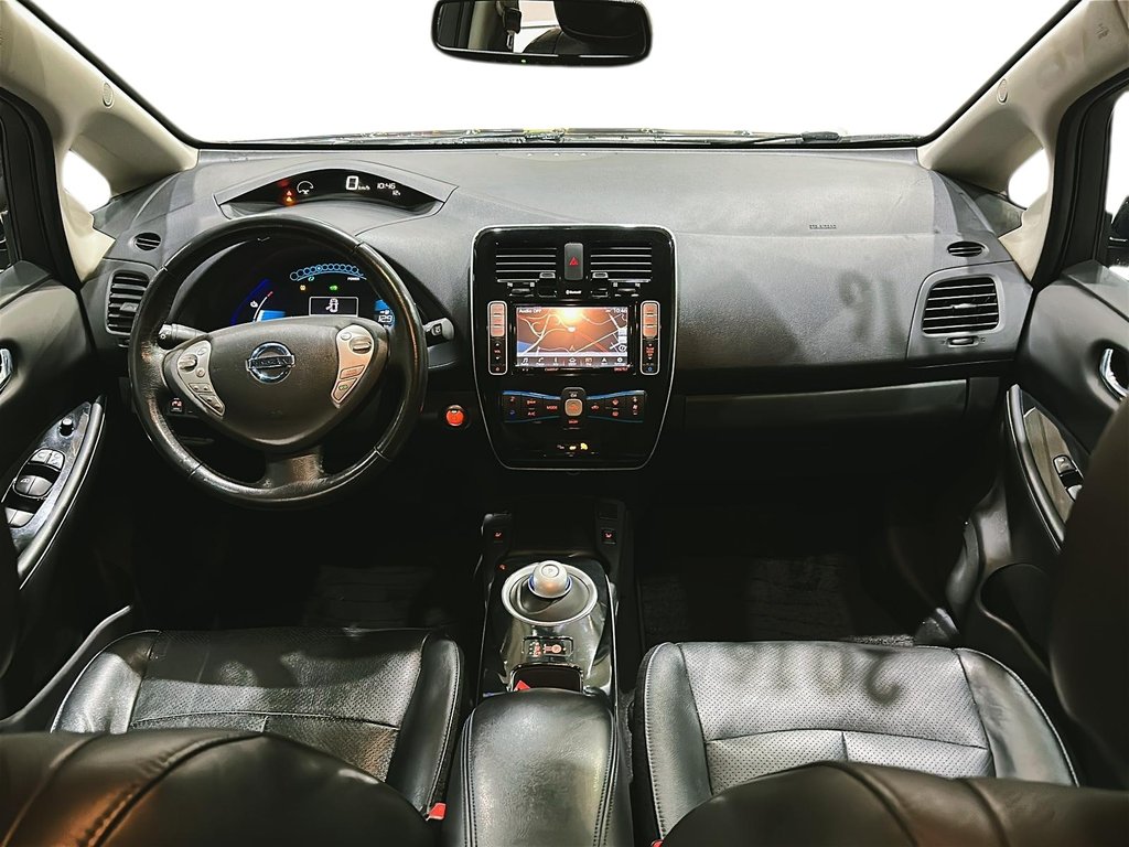 2016 Nissan LEAF SL in Stratford, Ontario - 9 - w1024h768px