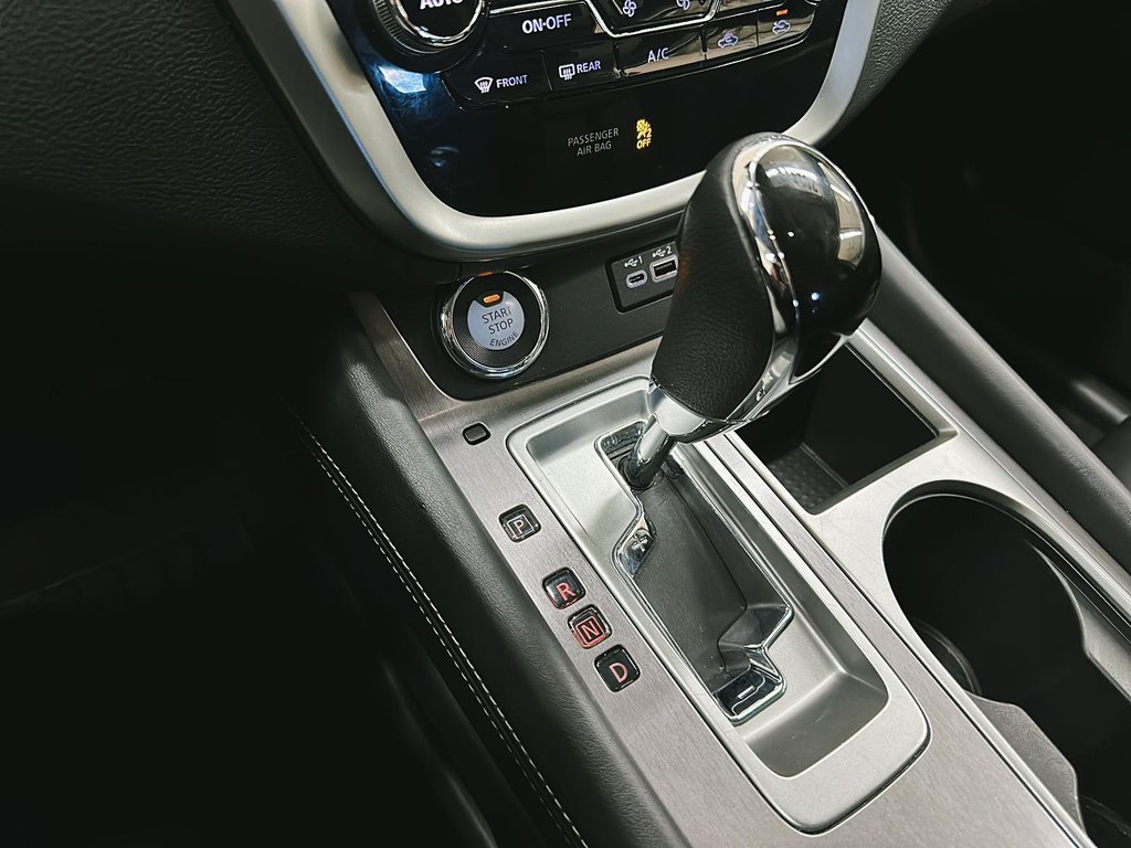 2024 Nissan Murano SV AWD in Stratford, Ontario - 14 - w1024h768px