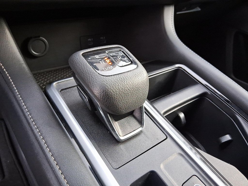 2024 Nissan Pathfinder SV AWD-3ROW SUV in Stratford, Ontario - 18 - w1024h768px