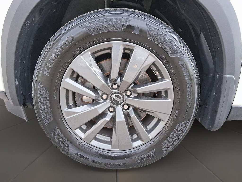 2024 Nissan Pathfinder SV AWD-3ROW SUV in Stratford, Ontario - 7 - w1024h768px