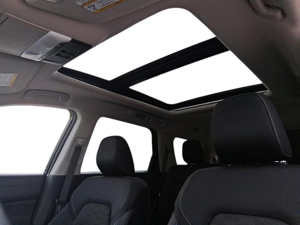 2024 Nissan Pathfinder SV AWD-3ROW SUV in Stratford, Ontario - 20 - w1024h768px