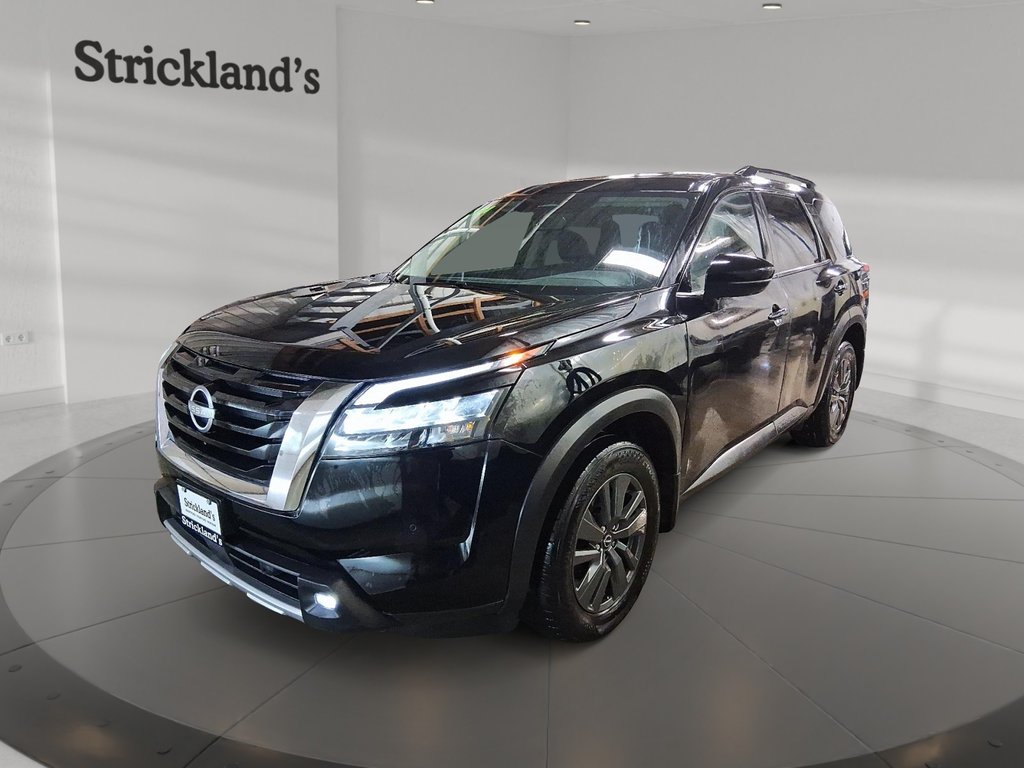 2024 Nissan Pathfinder SV 4WD in Stratford, Ontario - 1 - w1024h768px