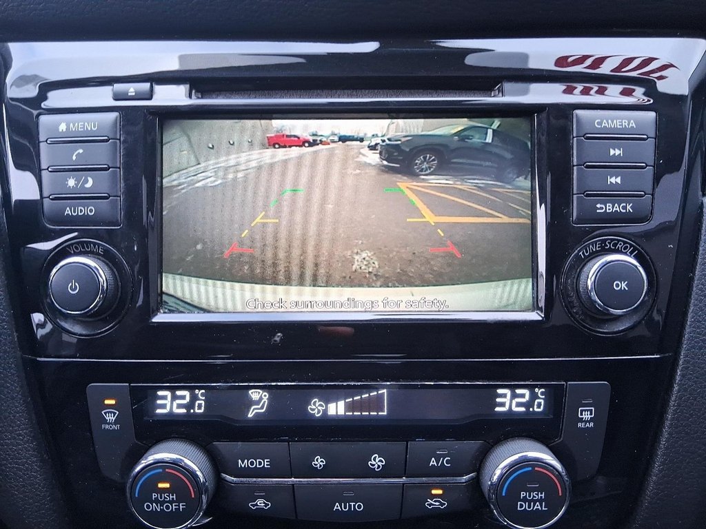 2019 Nissan Qashqai SV in Stratford, Ontario - 19 - w1024h768px